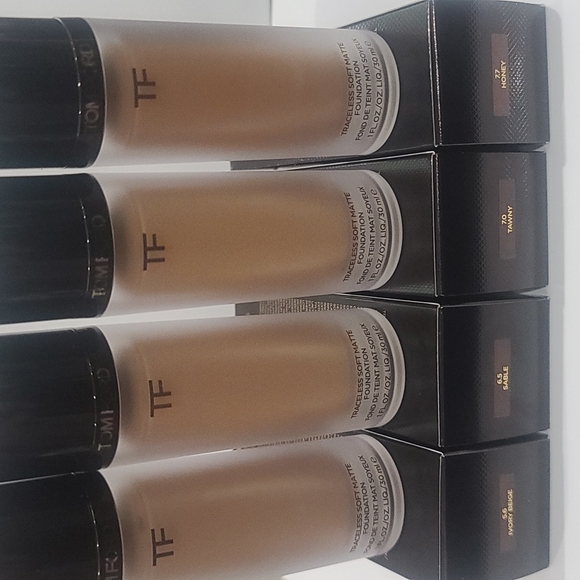 NIB ✅ Tom Ford Traceless Soft Matte Foundation CHOOSE YOUR SHADE ✨ NEW IN BOX - Picture 15 of 16